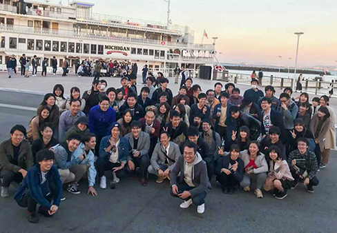年に1度ある社員旅行は驚異の参加率です。